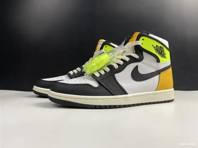 1 JORDAN RETRO 'VOLT AIR GOLD' OG HIGH 555088-118 0510